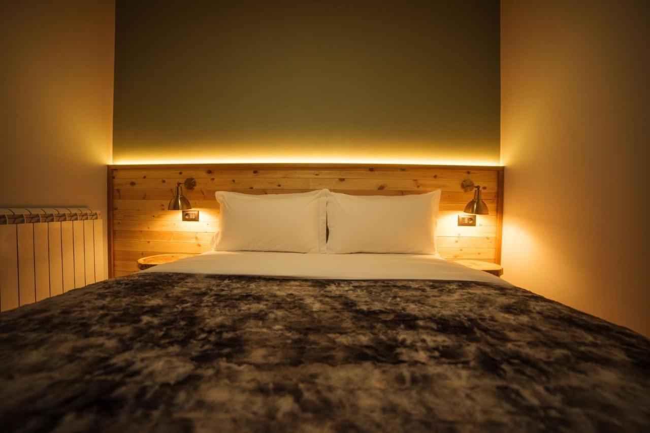 Hotel Kulla E Bajraktarit Boge エクステリア 写真