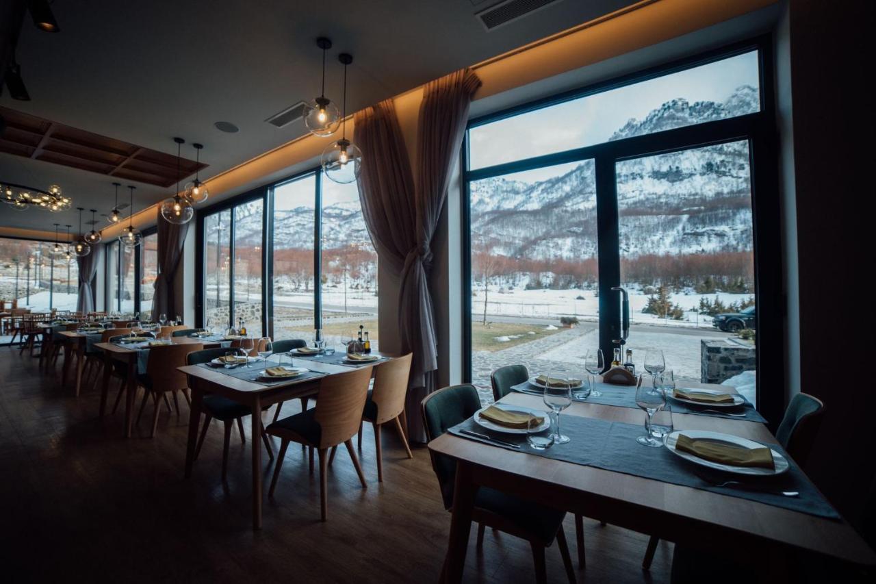 Hotel Kulla E Bajraktarit Boge エクステリア 写真