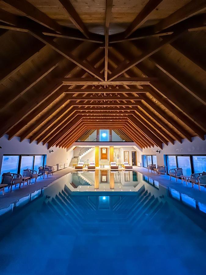 Hotel Kulla E Bajraktarit Boge エクステリア 写真